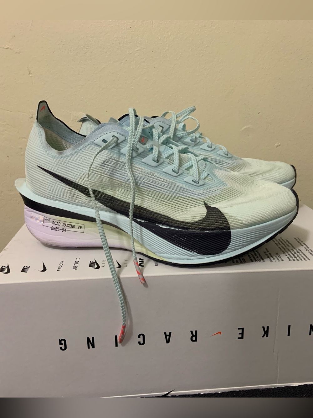 W ZOOMX VAPORFLY NEXT% 4 GLACIER BLUE/GRIDIRON